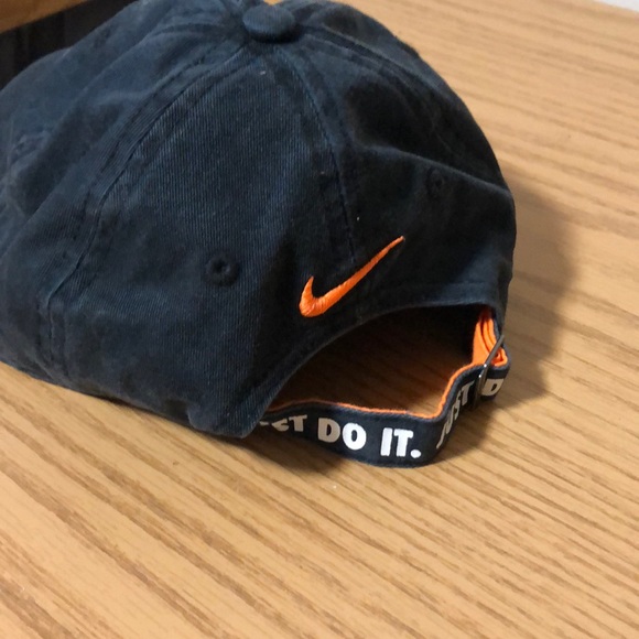 nike shoe box hat